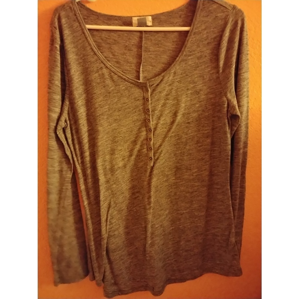 Fitted long sleeve